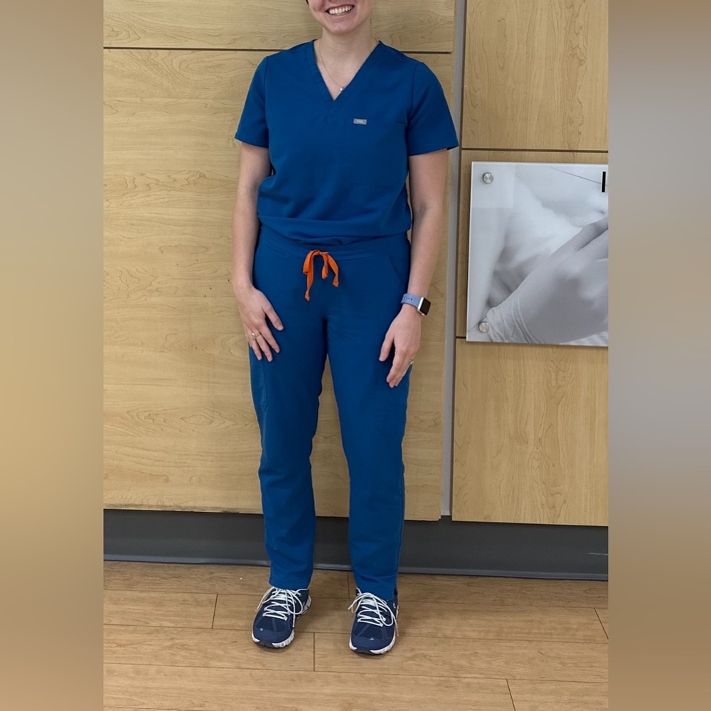 Figs Alps Blue Scrub Set